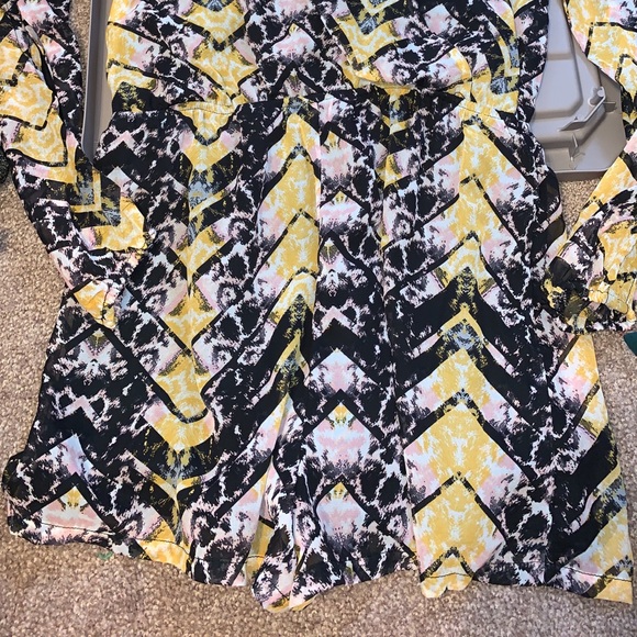 Romper - Picture 2 of 2